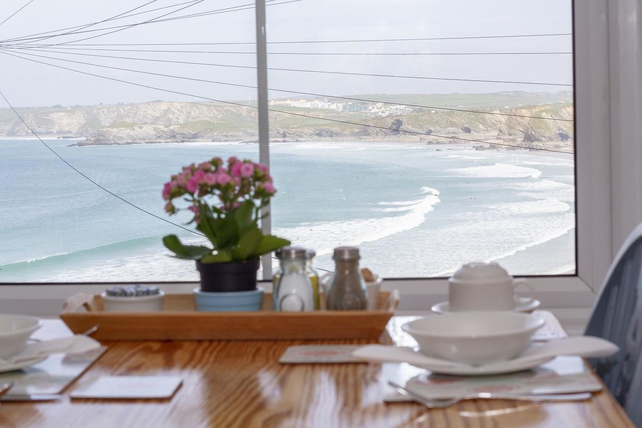 Bed and Breakfast Cliff House Ньюкі Екстер'єр фото